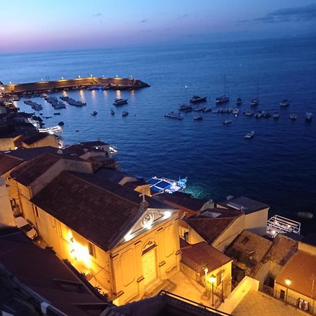 Casa Vacanze Mm Rooms Шилла Экстерьер фото