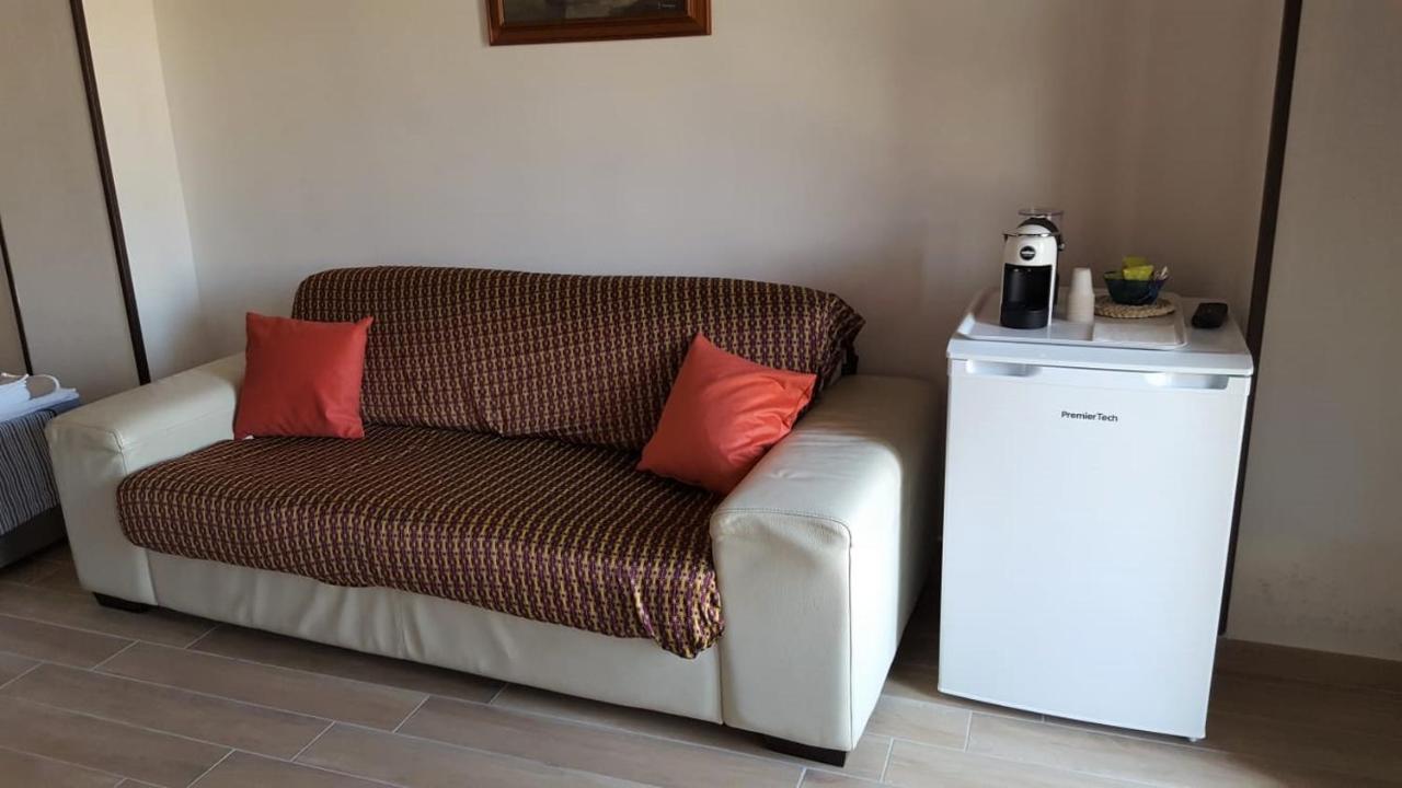 Casa Vacanze Mm Rooms Шилла Экстерьер фото