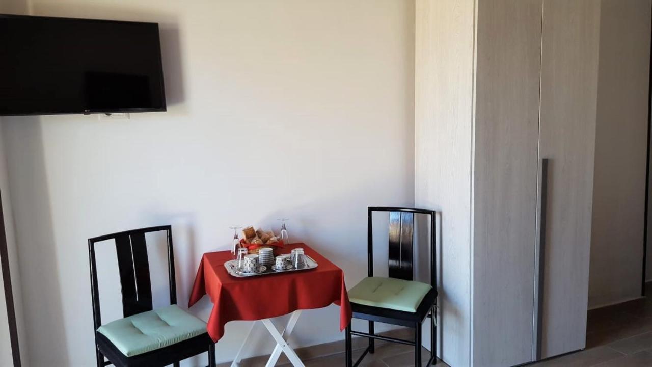Casa Vacanze Mm Rooms Шилла Экстерьер фото