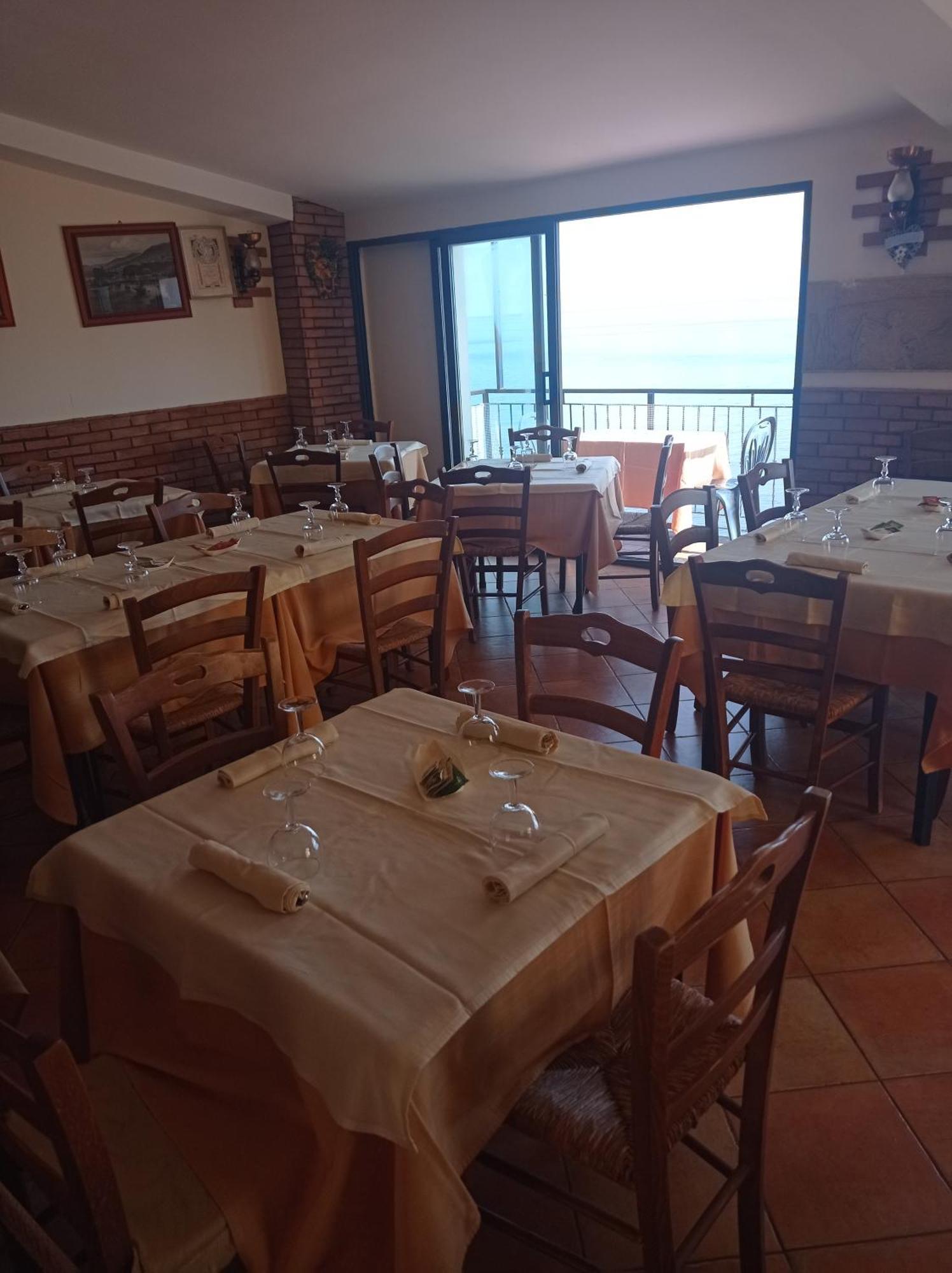 Casa Vacanze Mm Rooms Шилла Экстерьер фото